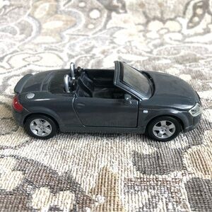 4/$20 Maisto Die-cast Audi TT Roadster Scale 1/36 Die Cast Gray Doors Open